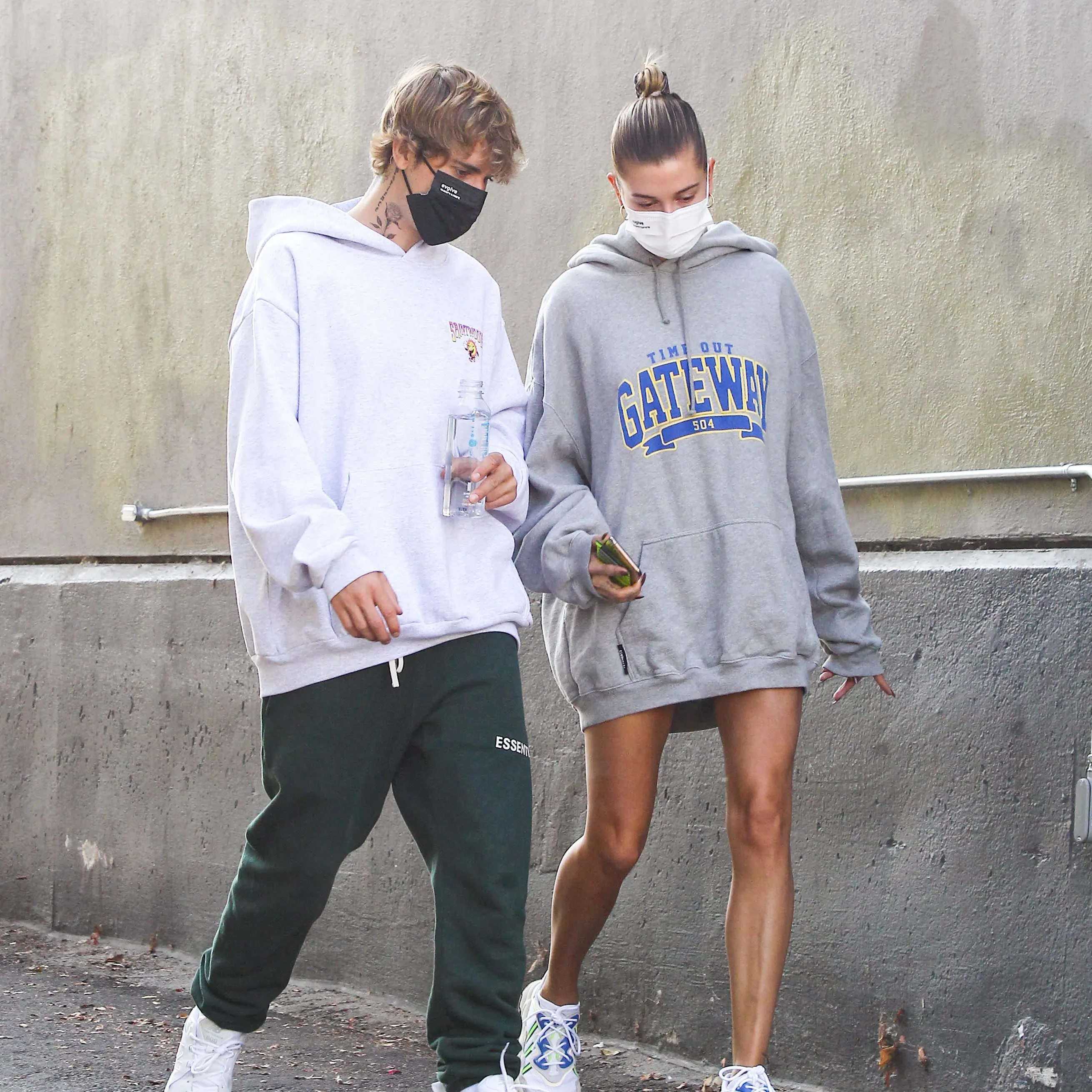 Justin Bieber And Hailey S Relaxed West Hollywood Coffee Date   Image 6591887496073.webp