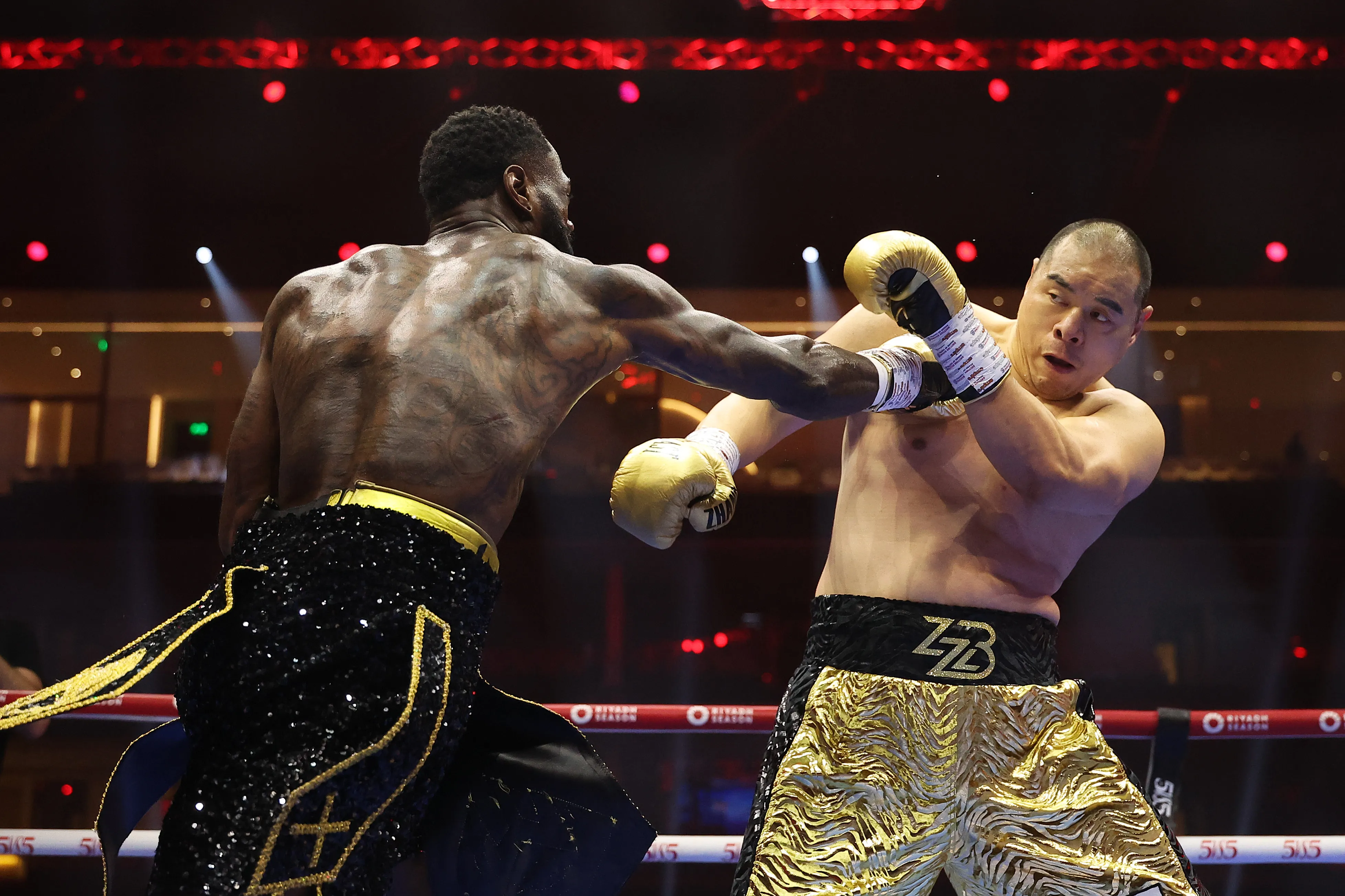 Deontay Wilder vs Zhilei Zhang LIVE RESULTS: Wilder brutally KNOCKED OUT in  main event - latest updates | The Sun