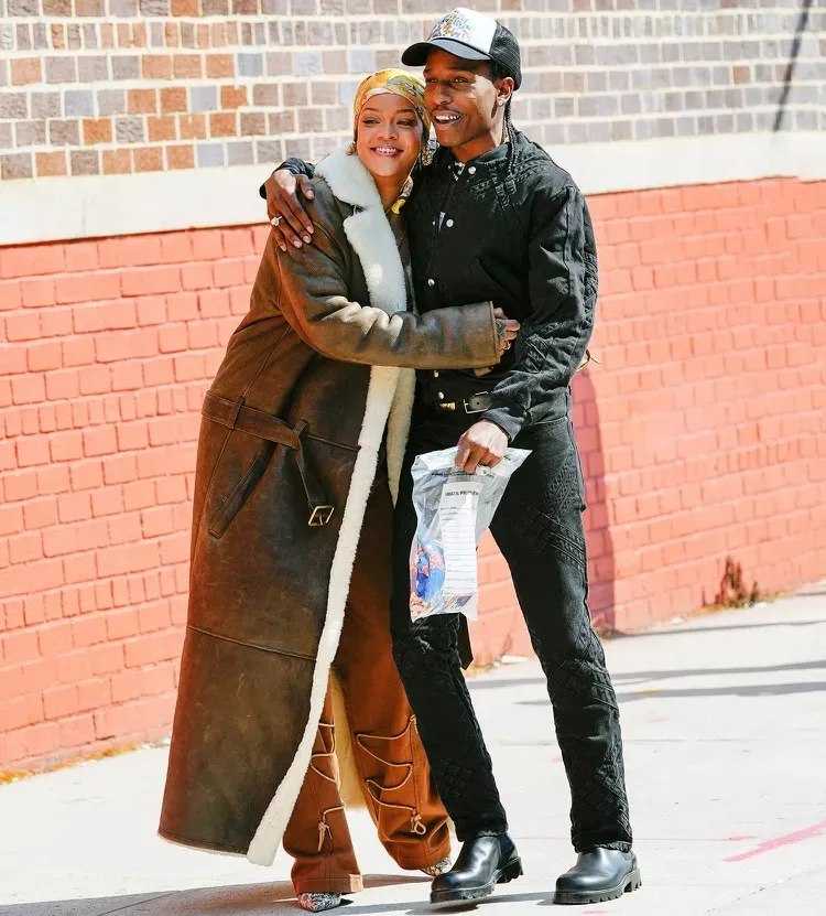 Paparazzi Captures A$AP Rocky Hugging Rihanna Tightly During A Cozy ...