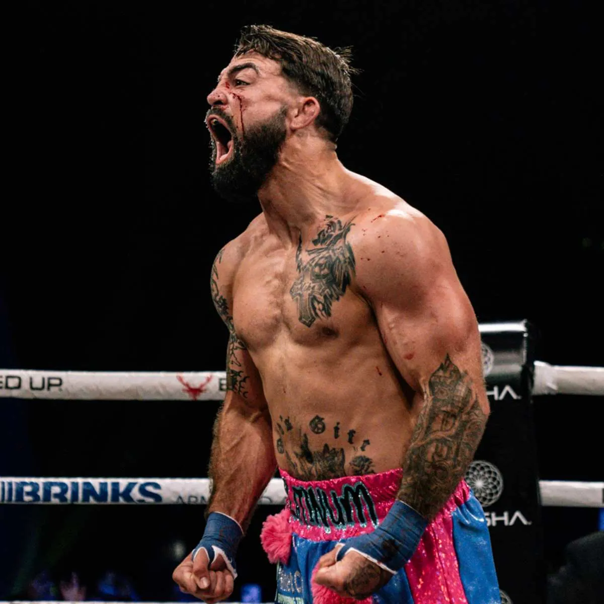 Mike Perry stops Thiago Alves in a minute at 'KnuckleMania 4' -  MMAWeekly.com | UFC and MMA News, Results, Rumors, and Videos